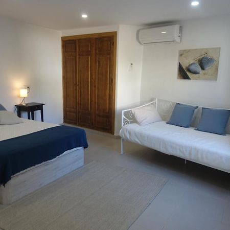 Galwey, Tourist Appartments With Wifi Малага Экстерьер фото
