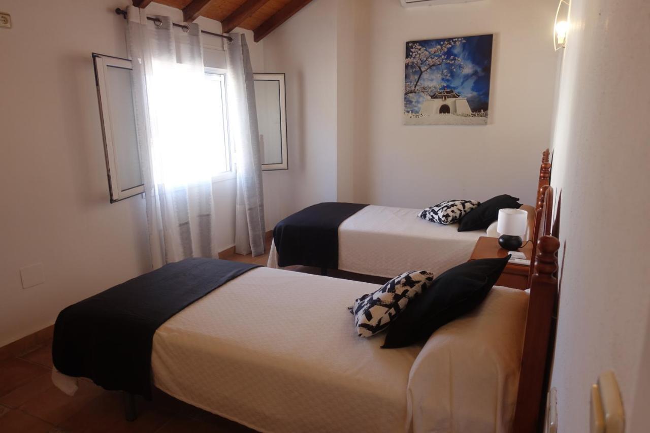 Galwey, Tourist Appartments With Wifi Малага Экстерьер фото